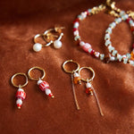 Oorbellen Strawberry Letter 23 (PER STUK)